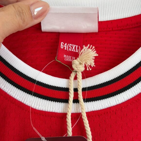 Mitchell & Ness NBA Authentic Road Jersey Bulls 1997 Michael Jordan, Size 5XL - Picture 4 of 6